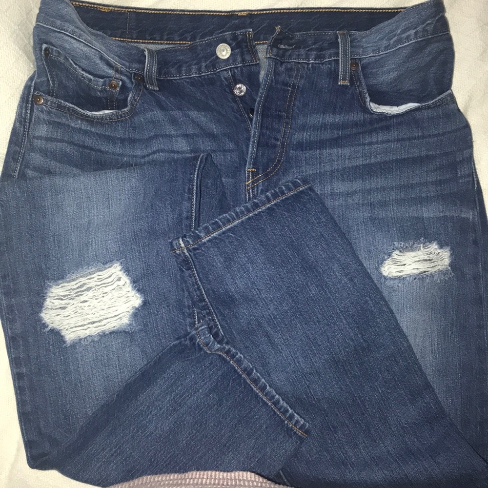 Levi’s button fly 501 distressed jeans waist: 30